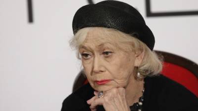 Эльдар Рязанов - Светлана Немоляева - Династия, диеты и большая любовь: самые интересные факты из жизни Светланы Немоляевой - inforeactor.ru