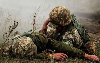 На Донбассе погиб военный, еще один ранен - korrespondent.net