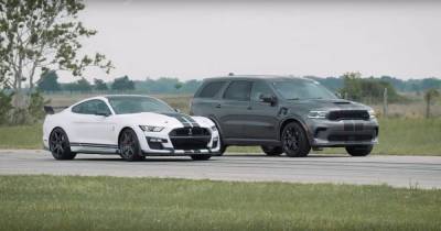 Ford Mustang - Ford - Крутой драг-рейсинг. Тюнеры из Hennessey сравнили спорткар и внедорожник (видео) - focus.ua - Украина