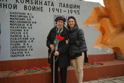 Татьяна Буцкая - Москвичи отстояли забытый на стройке памятник героям ВОВ - aif.ru - Москва