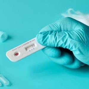 Ученые будут заражать переболевших коронавирусом добровольцев для изучения иммунного ответа - reporter-ua.com