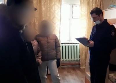 Мужчина в Якутии проводил жену в больницу и зарезал двух маленьких сыновей - province.ru - респ. Саха - Якутск