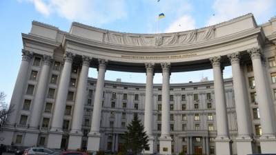 Сергей Михеев - Владислав Сергиенко - Дмитрий Кулеба - Украина предложила ЕС "сдерживать Россию" секторальными санкциями - crimea.ria.ru - Крым - Симферополь