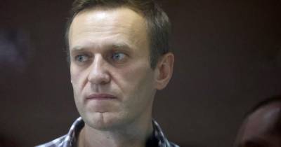 Алексей Навальный - Армен Гаспарян - На незаконную акцию в поддержку Навального заманивают за 500 рублей - ren.tv