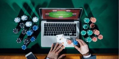 Власти США хотят отсудить $1,3 млрд у покерных компаний. Процесс длится почти 15 лет - nv.ua - США - штат Кентукки