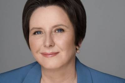 Светлана Разворотнева - Разворотнева: В РФ должно появиться доступное жилье по социальному найму - aif.ru