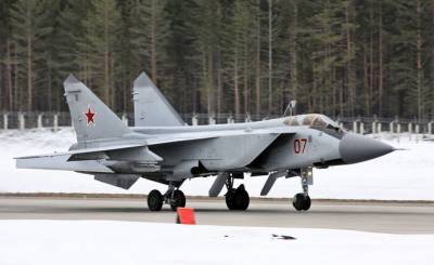 МиГ-31 перехватил самолеты Норвегии и США над Баренцевом морем - realnoevremya.ru - Норвегия