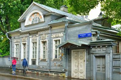 Дома-памятники предлагают восстанавливать за счет бюджета и инвесторов - pnp.ru - Москва - Санкт-Петербург - Саратов - Самара - Рязань - Вологда