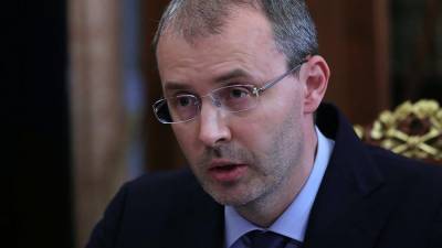 Роман Копин - Глава Чукотки привился от COVID-19 и призвал следовать своему примеру - iz.ru - Магадан - Чукотка