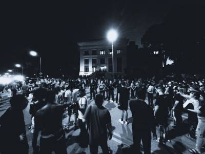 Владимир Познер - "Устроили этот шабаш": Познер раскритиковал массовые протесты в Грузии - news.vse42.ru - Россия - Грузия