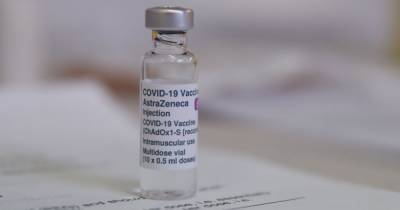 В Великобритании зафиксировали 30 случаев тромбоза после вакцинации AstraZeneca - tsn.ua - Англия - Берлин - Великобритания