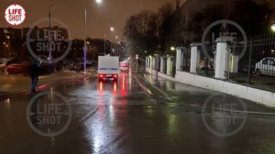 Эдвард Бил - Блогер - Блогер Эдвард Бил раскрыл причину аварии на Смоленской площади в Москве - piter.tv - Москва