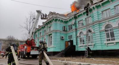В Благовещенске врачи делали операцию пациенту в горящей больнице - readovka.news - Амурская обл. - Благовещенск