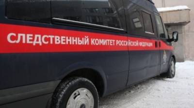 СК возбудил дело после смерти двух человек при обрушении кровли ангара в Ахтубинске - polit.info - Ахтубинск