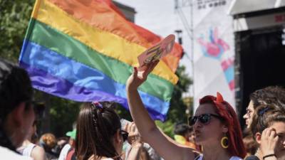Американские женщины вышли на митинг против трансгендеров - riafan.ru - USA - шт.Флорида