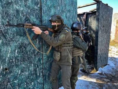 Более 60 нацгвардейцев получили сертификаты по боевой и специальной подготовке - lenta.ua