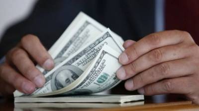 Калининградские чиновницы за взятки продлевали лицензию на продажу алкоголя - nation-news.ru - Калининград