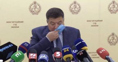 Александр Тупицкий - Экс-глава КС Тупицкий не явился в суд под предлогом толпы активистов под зданием - tsn.ua