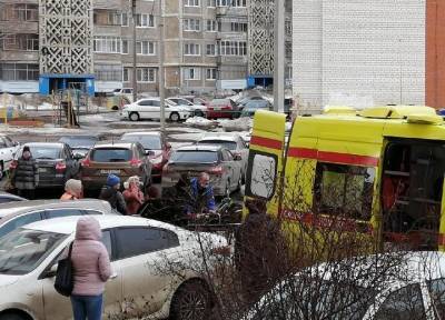 Дочь в Саранске выпала из окна на глазах у матери и умерла в больнице - province.ru - Саранск - республика Мордовия