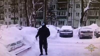 Ирина Волк - Лжеучастковый убедил москвичку скинуть мошенникам миллион с балкона - vesti.ru