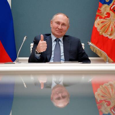 Владимир Путин - Кирилл Дмитриев - Путин отметил значительный вклад РФПИ в борьбу с коронавирусом - radiomayak.ru