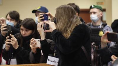 В Петербурге суд признал вредоносной информацию, содержащуюся еще в одном аниме - znak.com - Санкт-Петербург