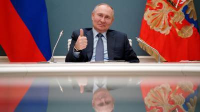 Владимир Путин - Дмитрий Песков - У Путина не было побочек после первой прививки - vesti.ru