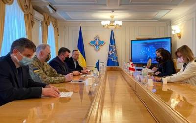 Алексей Данилов - Стягивание войск РФ к границам Украины: СНБО разрабатывает разные сценарии - korrespondent.net - Россия - Украина - Канада