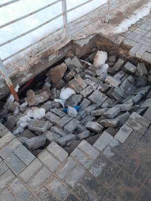 Владимир Панов - Подрядчик устранит провал на Волжской набережной в Нижнем Новгороде - vgoroden.ru - Нижний Новгород - район Канавинский - Нижний Новгород