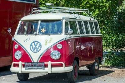 Volkswagen постарается вернуть доверие после шутки с переименованием компании - versia.ru