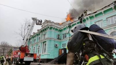 Врач из Благовещенска рассказал об операции во время пожара в медцентре - russian.rt.com - Благовещенск
