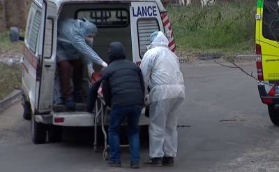 Николай Поворозник - В Киеве больница "не осилила" десяток пациентов с ковидом, забита тревога: "Ждут очереди в скорых" - politeka.net - Киев