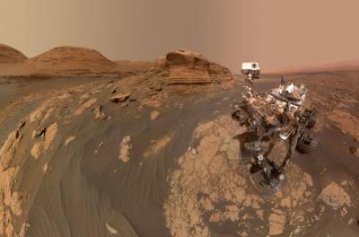 Марсоход Curiosity сделал живописное селфи - news.bigmir.net