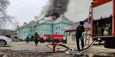 "Восприняли как первоапрельскую шутку": врачи из Благовещенска об операции во время пожара - tass.ru - Благовещенск