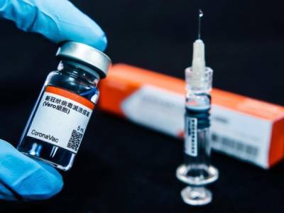 Производство вакцины CoronaVac увеличат до 2 миллиардов доз в год - unn.com.ua - Киев - Пекин