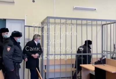 Александр Земченков - Суд арестовал главного нефролога Санкт-Петербурга, обвиняемого в убийстве и расчленении жены - gazeta.a42.ru - Санкт-Петербург