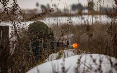 Обострение на Донбассе: боевики нарушили перемирие 14 раз, ранены двое военных - novostiua.news - населенный пункт Золотое-4 - Светлодарск