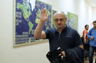 Максим Резник - Петербургский депутат Резник сдал слюну на ДНК - neva.today - Санкт-Петербург