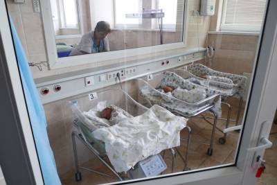 В России упала рождаемость и резко выросла смертность - mk.ru