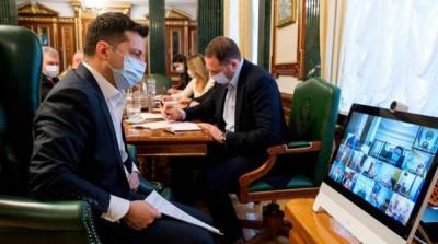 Владимир Зеленский - Джо Байден - Зеленский вымолил разговор с Байденом - newzfeed.ru - Вашингтон - Крым - с. Байден