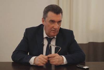 Алексей Данилов - Андрей Руденко - Украина ввела новые санкции против российских компаний - vm.ru - Москва - Россия - Киев