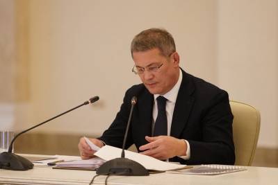 Радий Хабиров - Каринэ Хабирова - Известно, сколько составили доходы Радия Хабирова и его супруги за 2020 год - ufacitynews.ru - Башкирия