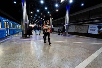 Женщина упала на пути на станции метро «Речной вокзал» в Новосибирске утром 20 апреля - novos.mk.ru - Новосибирск