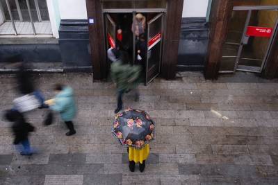 Более половины «зимних» дверей сняли на входах в московское метро - vm.ru