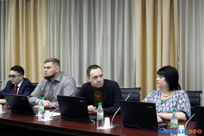 Южно-сахалинский депутат: если не столбики, то давайте хоть что-нибудь - sakhalin.info - Южно-Сахалинск
