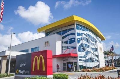 В США владелец ресторанов McDonald’s решил платить за собеседования по $50 - enovosty.com - шт.Флорида - county Mcdonald