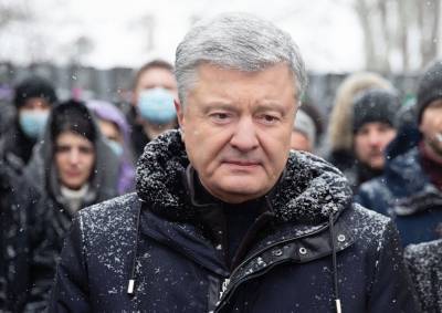 Александр Бастрыкин - Владимир Константинов - Порошенко стал фигурантом дела о водной блокаде Крыма - tvc.ru - Крым - Херсонская обл.