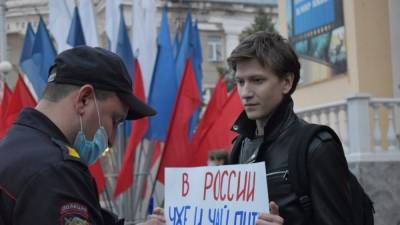 Алексей Навальный - Алексей Шварц - В Кургане задержан координатор местного штаба Алексея Навального - svoboda.org - Краснодар - Улан-Удэ - Пермский край