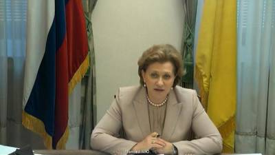 Анна Попова - Попова оценила меры по профилактике распространения COVID-19 в школах - piter.tv