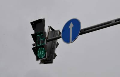 Систему умного светофора установили на съездах с Ленинградского проспекта - vm.ru